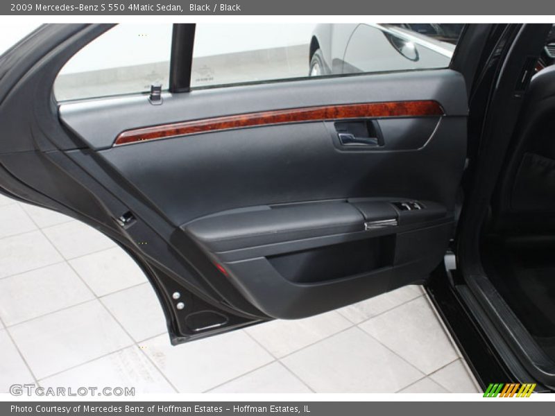 Black / Black 2009 Mercedes-Benz S 550 4Matic Sedan