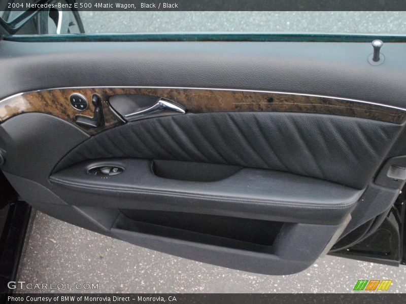 Door Panel of 2004 E 500 4Matic Wagon