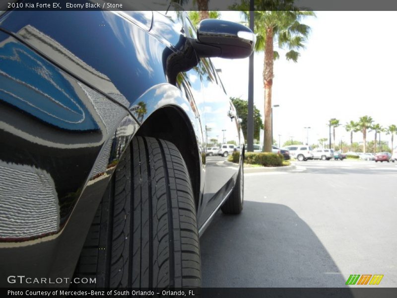 Ebony Black / Stone 2010 Kia Forte EX