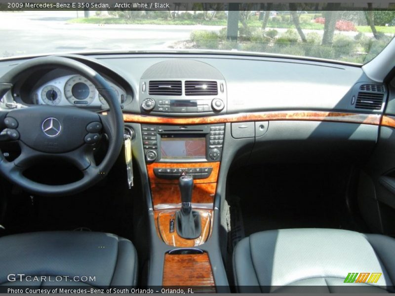 Arctic White / Black 2009 Mercedes-Benz E 350 Sedan