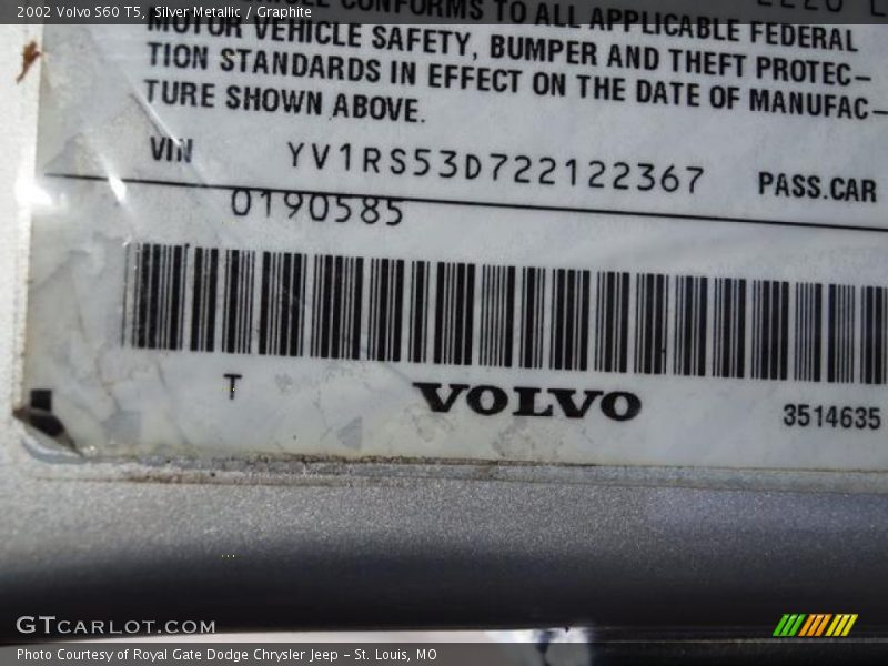 Silver Metallic / Graphite 2002 Volvo S60 T5