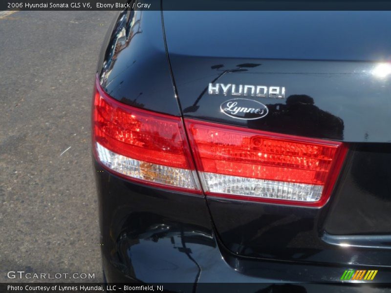 Ebony Black / Gray 2006 Hyundai Sonata GLS V6