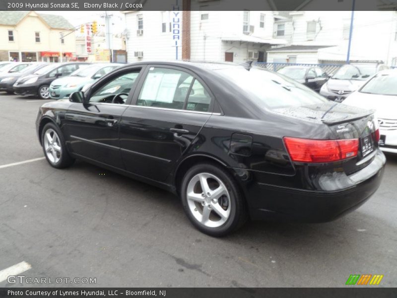 Ebony Black / Cocoa 2009 Hyundai Sonata SE