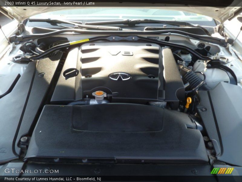 Ivory Pearl / Latte 2003 Infiniti Q 45 Luxury Sedan