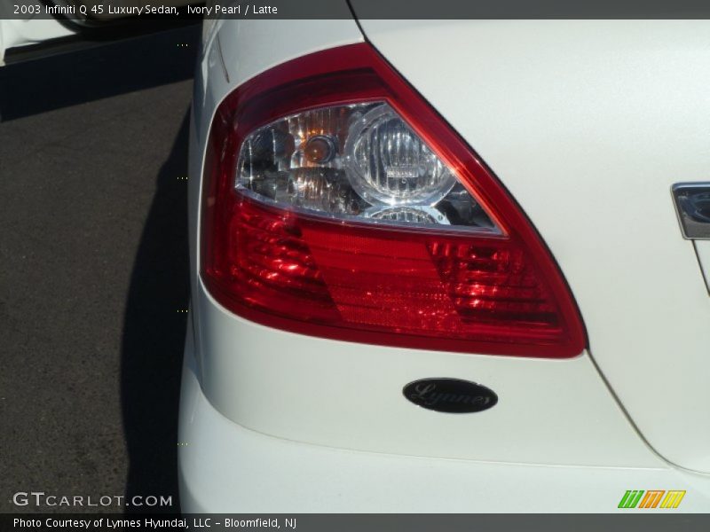 Ivory Pearl / Latte 2003 Infiniti Q 45 Luxury Sedan