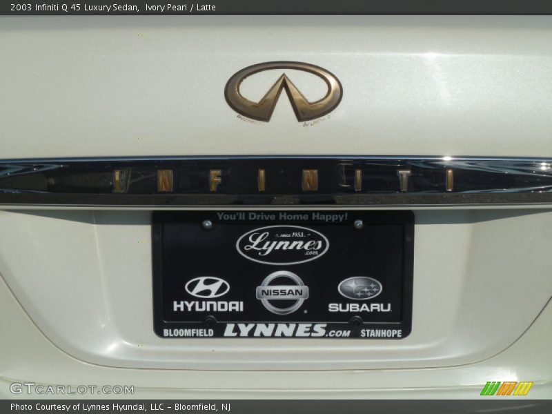 Ivory Pearl / Latte 2003 Infiniti Q 45 Luxury Sedan