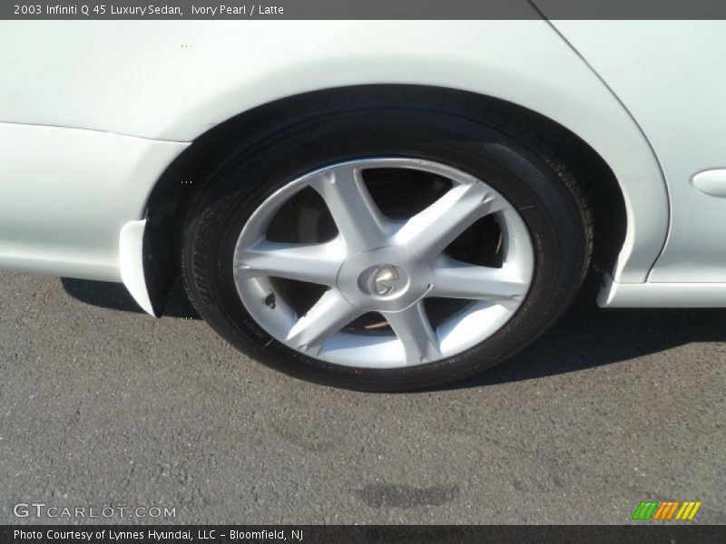 Ivory Pearl / Latte 2003 Infiniti Q 45 Luxury Sedan