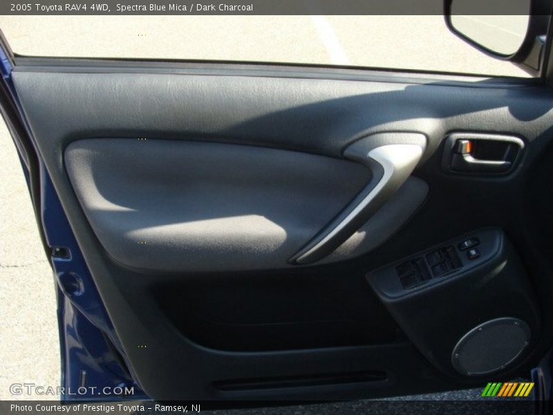 Spectra Blue Mica / Dark Charcoal 2005 Toyota RAV4 4WD