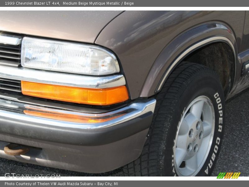 Medium Beige Mystique Metallic / Beige 1999 Chevrolet Blazer LT 4x4