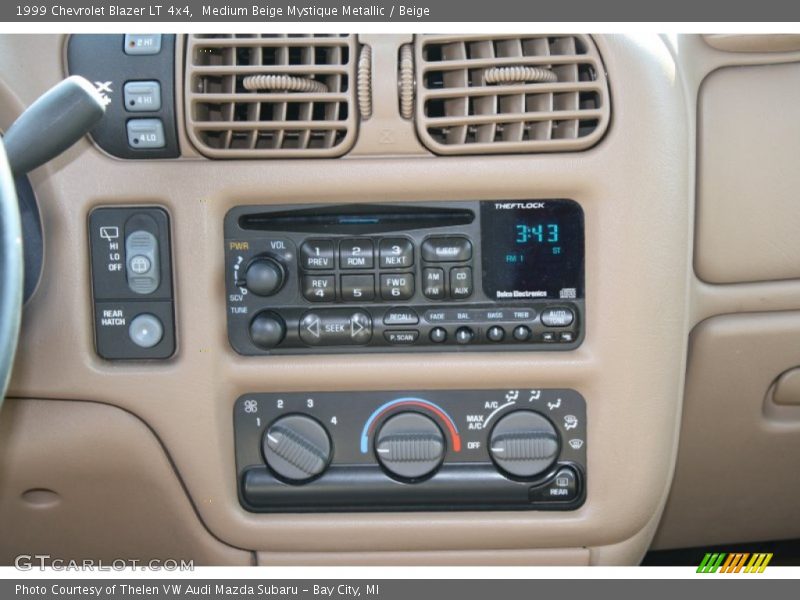 Controls of 1999 Blazer LT 4x4