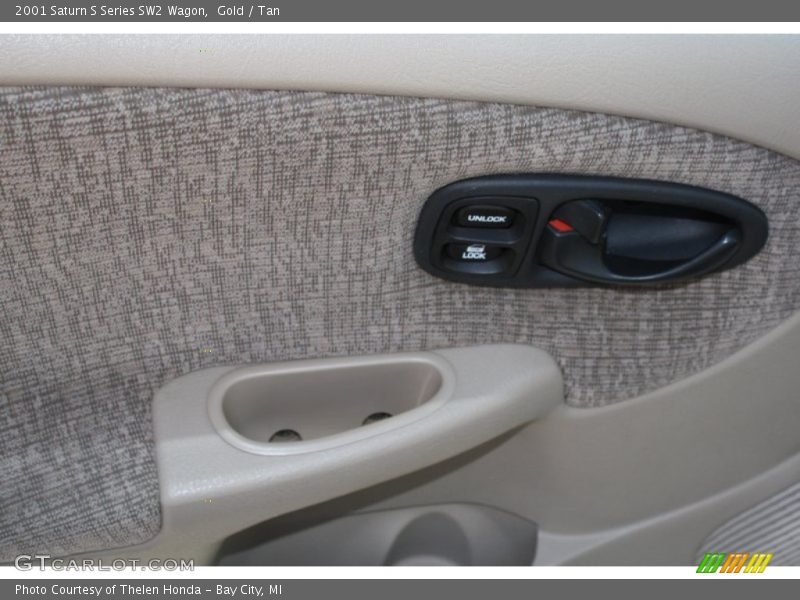 Gold / Tan 2001 Saturn S Series SW2 Wagon