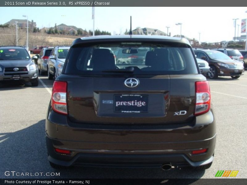 RS xPRESSO / Charcoal 2011 Scion xD Release Series 3.0