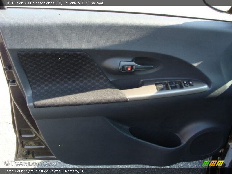 RS xPRESSO / Charcoal 2011 Scion xD Release Series 3.0