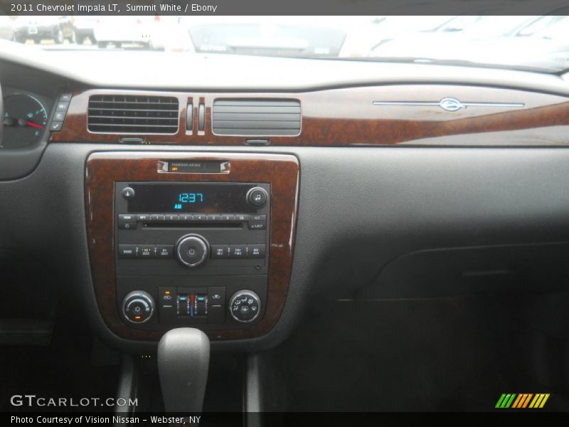 Summit White / Ebony 2011 Chevrolet Impala LT