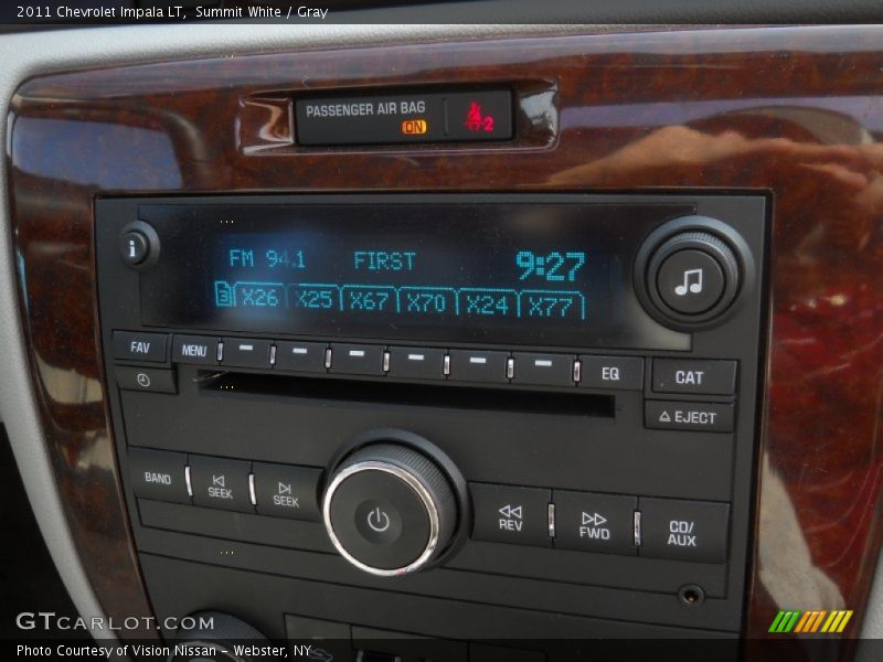 Summit White / Gray 2011 Chevrolet Impala LT