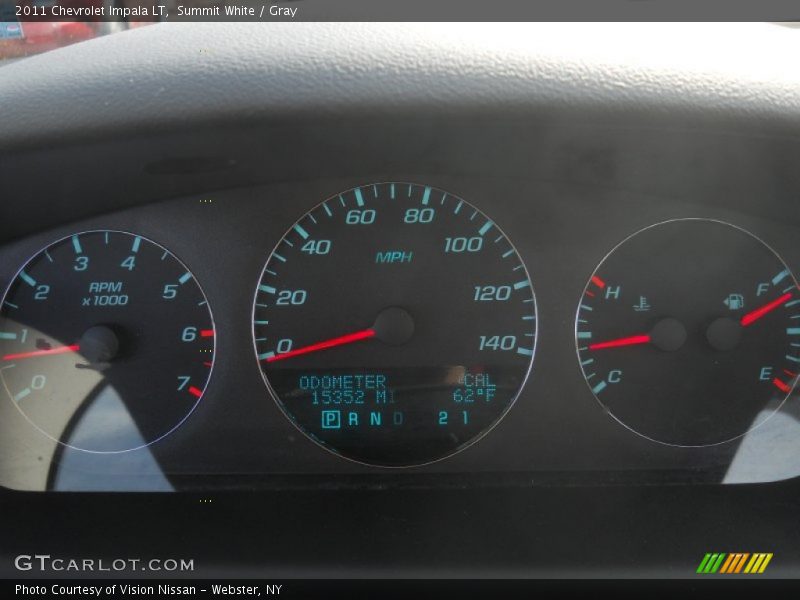 Summit White / Gray 2011 Chevrolet Impala LT