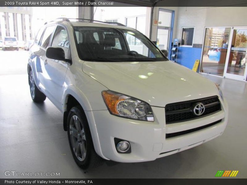 Super White / Dark Charcoal 2009 Toyota RAV4 Sport 4WD