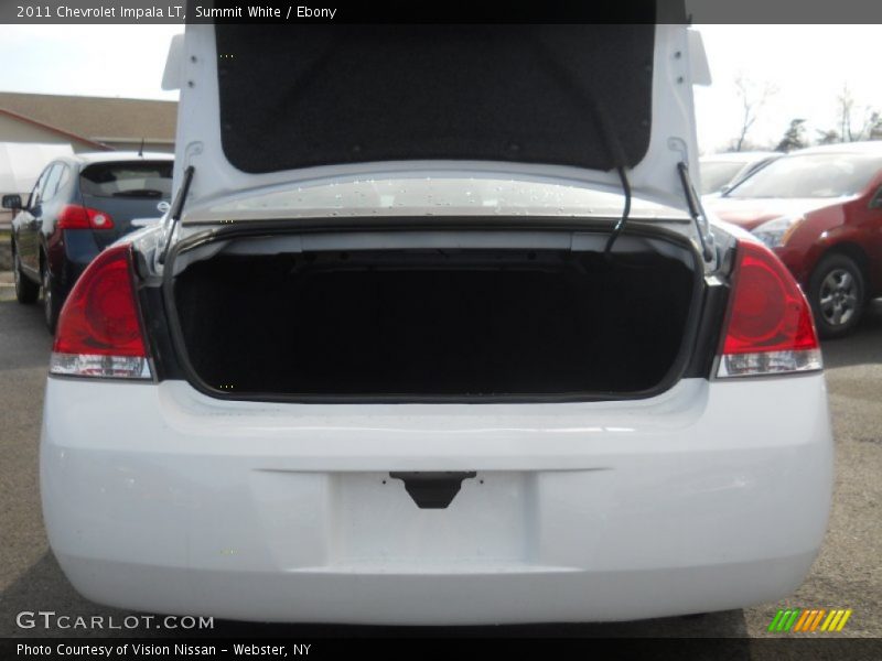 Summit White / Ebony 2011 Chevrolet Impala LT
