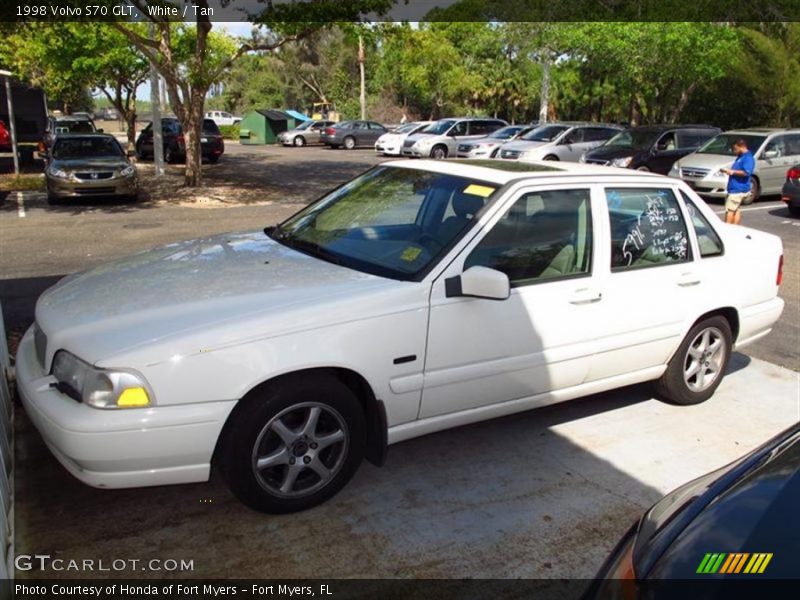 White / Tan 1998 Volvo S70 GLT