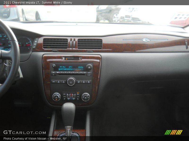 Summit White / Ebony 2011 Chevrolet Impala LT