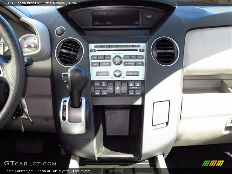 Controls of 2011 Pilot EX