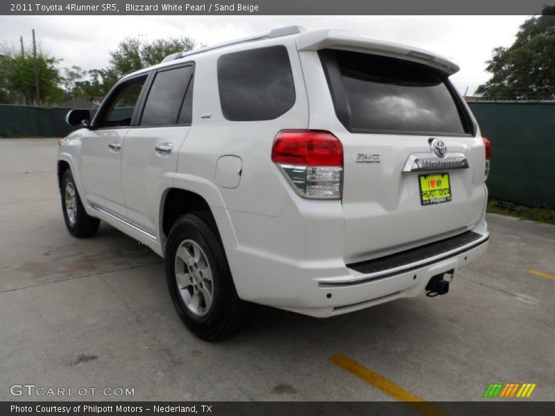 Blizzard White Pearl / Sand Beige 2011 Toyota 4Runner SR5