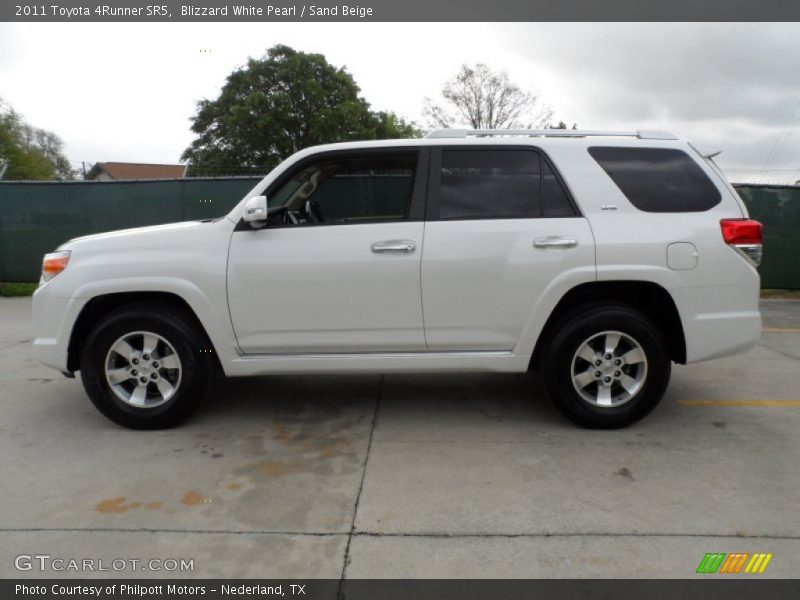 Blizzard White Pearl / Sand Beige 2011 Toyota 4Runner SR5
