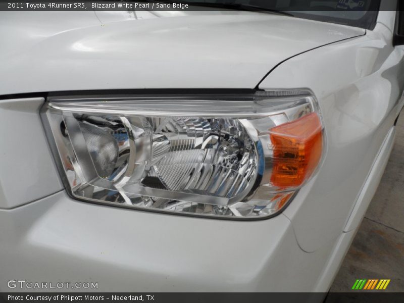 Blizzard White Pearl / Sand Beige 2011 Toyota 4Runner SR5