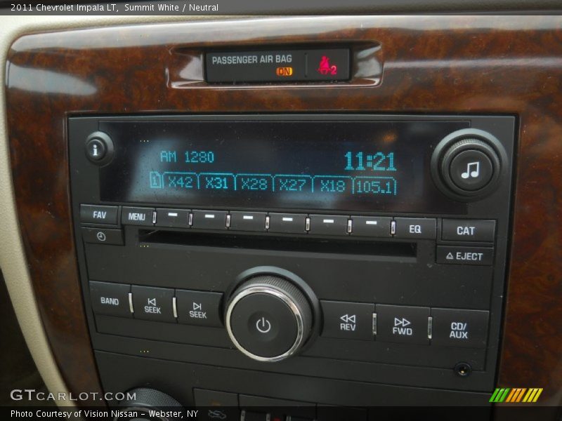 Summit White / Neutral 2011 Chevrolet Impala LT