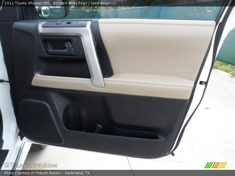 Blizzard White Pearl / Sand Beige 2011 Toyota 4Runner SR5