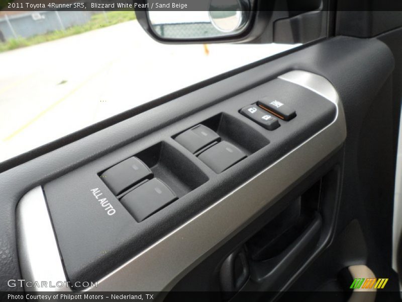 Blizzard White Pearl / Sand Beige 2011 Toyota 4Runner SR5