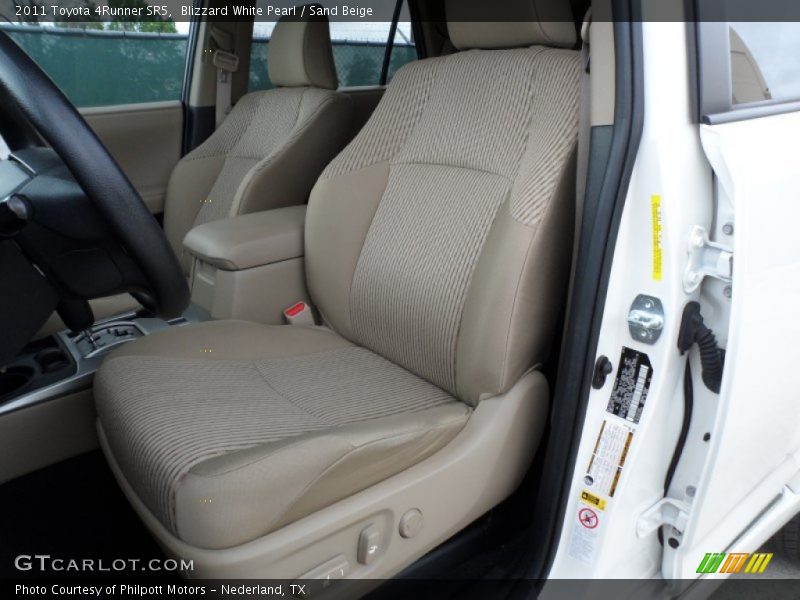 Blizzard White Pearl / Sand Beige 2011 Toyota 4Runner SR5