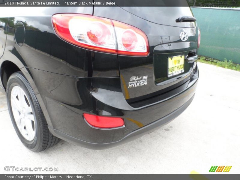 Phantom Black Metallic / Beige 2010 Hyundai Santa Fe Limited