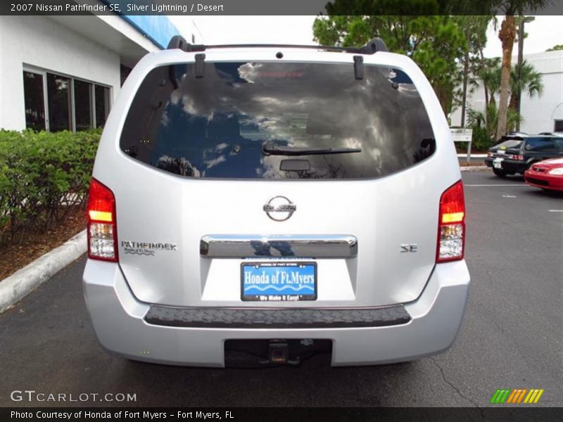 Silver Lightning / Desert 2007 Nissan Pathfinder SE