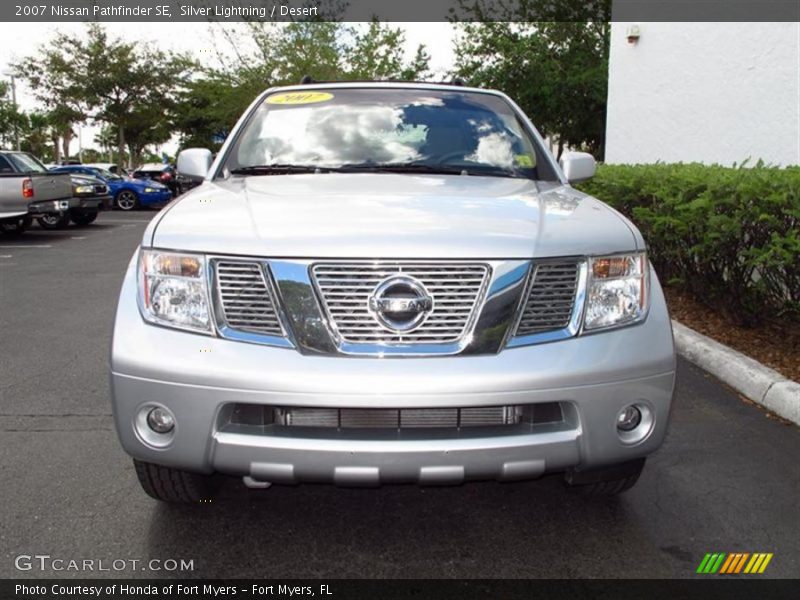 Silver Lightning / Desert 2007 Nissan Pathfinder SE