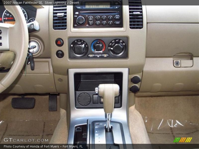 Silver Lightning / Desert 2007 Nissan Pathfinder SE