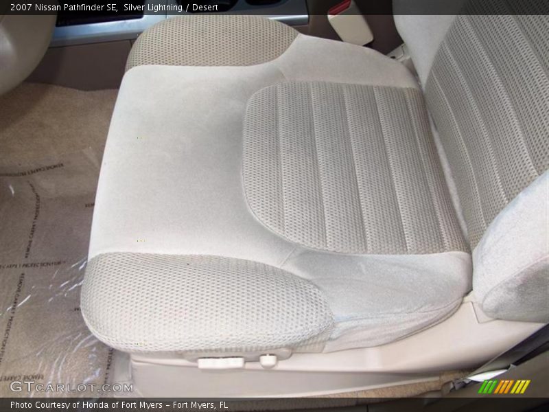 Silver Lightning / Desert 2007 Nissan Pathfinder SE