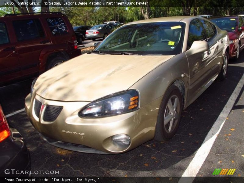 Sedona Beige Metallic / Parchment/Dark Pewter 2005 Pontiac Grand Prix Sedan