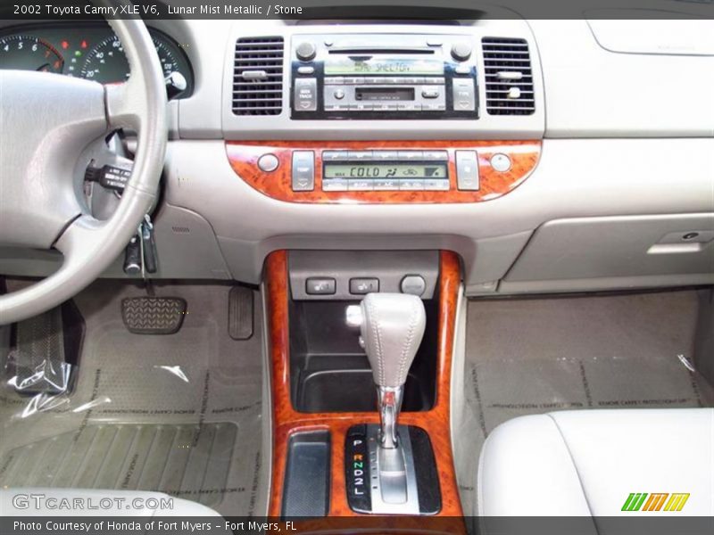 Lunar Mist Metallic / Stone 2002 Toyota Camry XLE V6