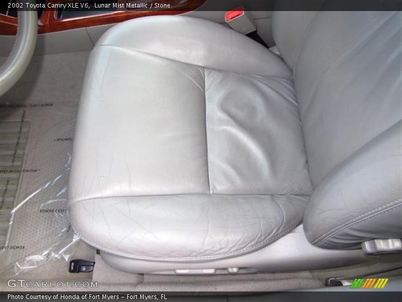 Lunar Mist Metallic / Stone 2002 Toyota Camry XLE V6