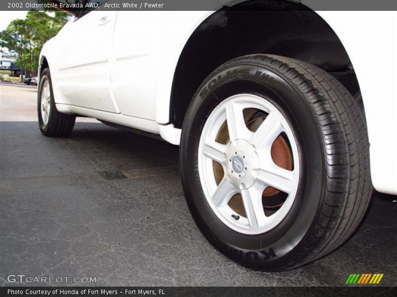 Arctic White / Pewter 2002 Oldsmobile Bravada AWD