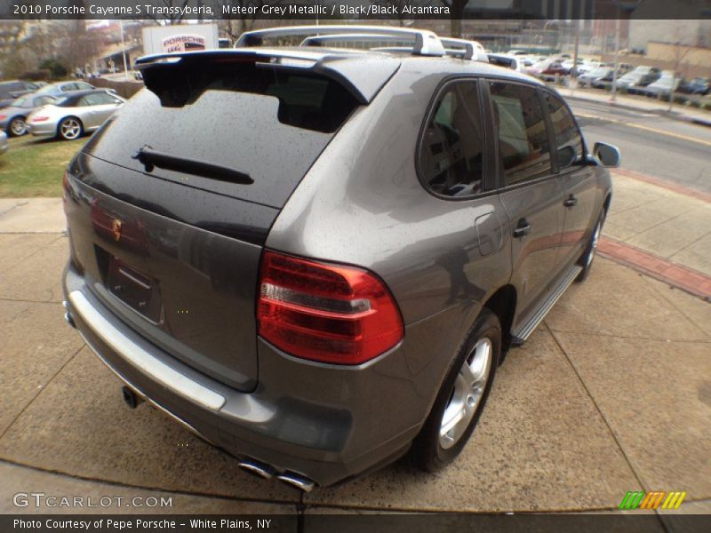 Meteor Grey Metallic / Black/Black Alcantara 2010 Porsche Cayenne S Transsyberia