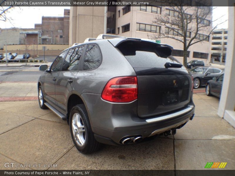 Meteor Grey Metallic / Black/Black Alcantara 2010 Porsche Cayenne S Transsyberia