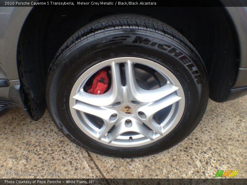Meteor Grey Metallic / Black/Black Alcantara 2010 Porsche Cayenne S Transsyberia