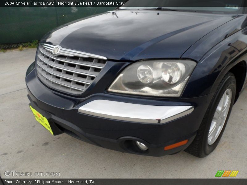 Midnight Blue Pearl / Dark Slate Gray 2004 Chrysler Pacifica AWD