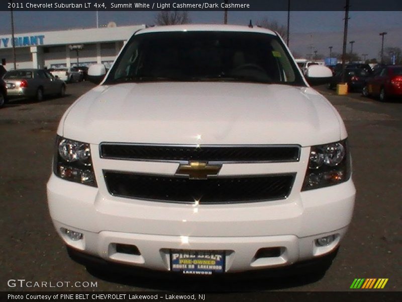 Summit White / Light Cashmere/Dark Cashmere 2011 Chevrolet Suburban LT 4x4