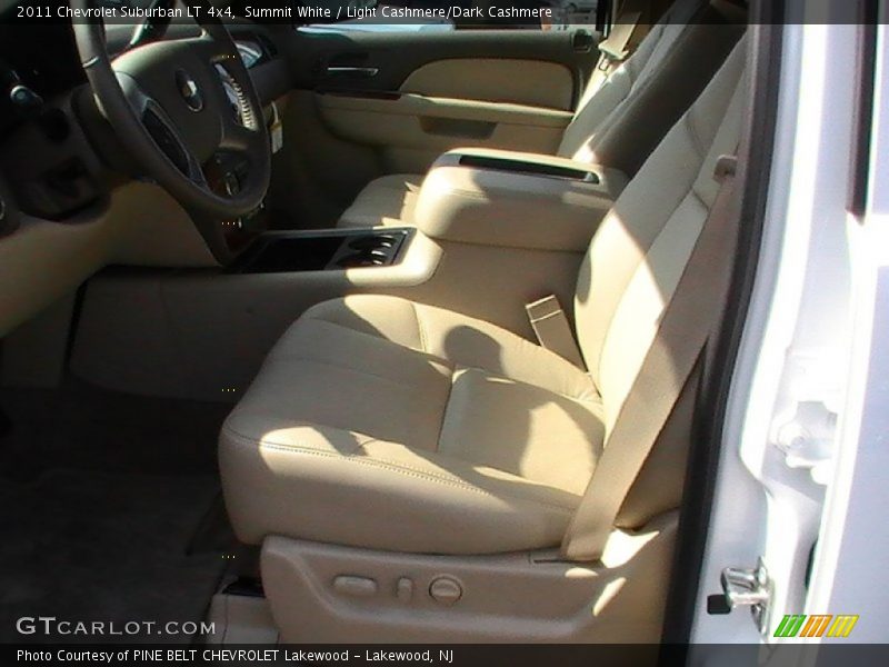 Summit White / Light Cashmere/Dark Cashmere 2011 Chevrolet Suburban LT 4x4