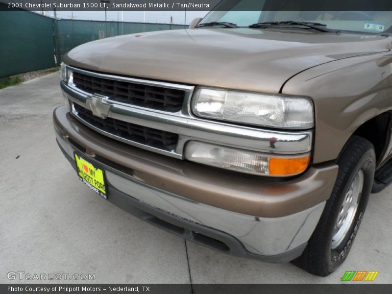 Sandalwood Metallic / Tan/Neutral 2003 Chevrolet Suburban 1500 LT