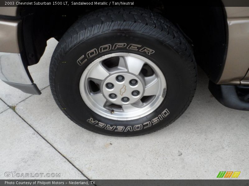 Sandalwood Metallic / Tan/Neutral 2003 Chevrolet Suburban 1500 LT