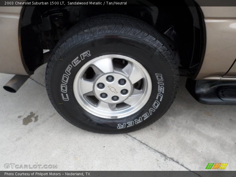  2003 Suburban 1500 LT Wheel